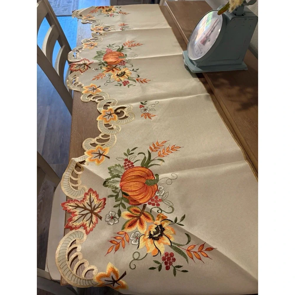 Embroidered Autumn Leaves & Flowers Cut Out Mantle Runner~64